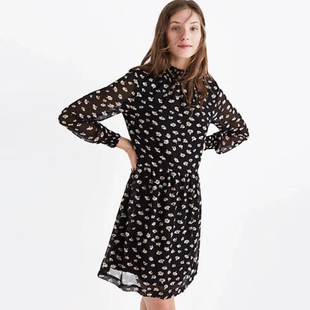 Madewell Mistlight Mockneck Dress in Seattle Floral Black Sheer - Picture 1 of 8